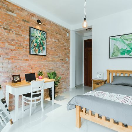 דירות הו צ'י מין סיטי Urban House Saigon 2 מראה חיצוני תמונה